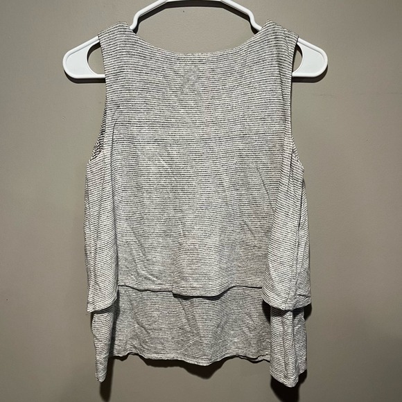 J.Jill Pure Pin Stripe Linen Modal Blend Tiered Relaxed Tank size Medium‎ Petite - Picture 2 of 4